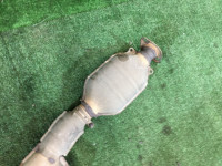ท่อไอเสียท่อนกลาง SUBARU LANCASTER OEM 44200AE050 BH9 BE9 1999 EJ254 AT