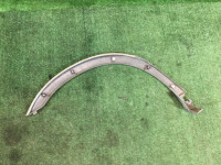 左后轮眉 SUBARU LANCASTER OEM 91111AE030MF BHE BH9 1999 beige 8L5