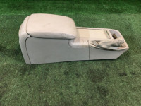 Porta-luvas e apoio de braço КОЖА SUBARU OUTBACK OEM 92111AG240WA BP5 BL5 BLE BPE BPH BL9 BP9 2005 gold 3M4
