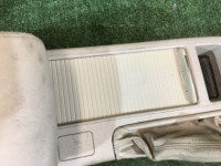 Porta-luvas e apoio de braço КОЖА SUBARU OUTBACK OEM 92111AG240WA BP5 BL5 BLE BPE BPH BL9 BP9 2005 gold 3M4