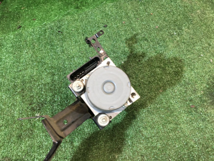 กล่อง ABS SUBARU OUTBACK OEM 27594AG060 BPE BLE 2005 EZ30 AT