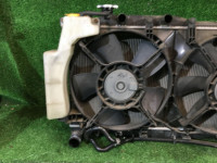 ラジエーター SUBARU OUTBACK OEM 45111AG040 BPE BLE 2005 EZ30 AT