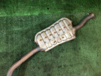 ท่อไอเสียท่อนกลาง SUBARU OUTBACK OEM 44200AG050 BPE 2005 EZ30 AT