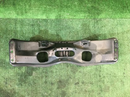 フロントメンバー SUBARU LEGACY OEM 20101AE013 BEE BHE 2002 EZ30 AT
