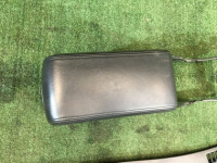 手套箱与扶手 кожа SUBARU LEGACY OEM 92111AE030ML BEE BHE BE5 BE9 BH5 BH9 2002 BLUE 14L