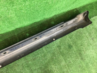 Faldón derecho SUBARU LEGACY OEM 96051AE000PE BEE BHE BE5 BE9 BH5 BH9 2002 BLUE 14L