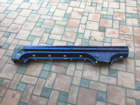 Painel inferior lateral direito SUBARU LEGACY OEM 51415AE021 BEE BHE BE5 BE9 BH5 BH9 2002 BLUE 14L