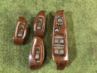 กล่องควบคุมกระจกไฟฟ้า 83071AE000, 83071AE040 SUBARU LANCASTER