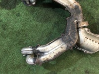 三元催化器 коллектор выпускной SUBARU LANCASTER OEM 44109AE000, 44111AE050 BH9 BE9 1998 EJ254 AT