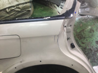 Aleta trasera derecha SUBARU LANCASTER OEM 51410AE160 BHE BH9 1998 beige 8L5