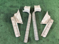 Embellecedores de faldón SUBARU LANCASTER OEM 94060AE000GE, 94060AE010GE, 94061AE000GE, 94061AE010GE BHE BH9 1998 beige 8L5