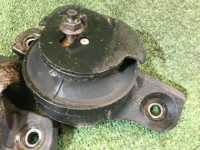 Soportes de motor SUBARU LANCASTER OEM 41022AE020, 41022AE030 BH9 BE9 1998 EJ254 AT