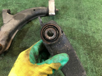 Brazos de suspensión delanteros SUBARU LANCASTER OEM 20201AC100, 20201AC110, 20200AA200, 20200AA210 BHE BH9 1998 EJ254 AT