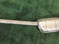 ท่อไอเสียท่อนกลาง SUBARU LANCASTER OEM 44200AE050 BH9 BE9 1998 EJ254 AT