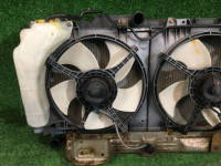 Радиатор двигателя SUBARU LEGACY OEM 45111AE021 BH5 BE5 2000 EJ206