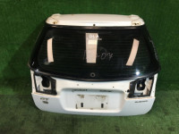 ประตูท้าย 60800AE040, 63011AE010 SUBARU LEGACY