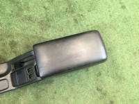 グローブボックス・アームレスト высокий SUBARU LEGACY OEM 92111AE010ML, 92132AE000ML BHE BH9 BH5 BE5 BE9 BEE 2001 blue 14L