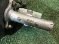 Главный тормозной цилиндр SUBARU LEGACY OEM 26401AC180, 26402AE190 BH5 2001 EJ206 AT