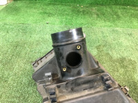Air filter housing SUBARU LEGACY OEM 46052FE000, 46051AE000 BE5 BH5 2001 EJ206 AT