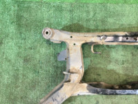 Travessa traseira SUBARU LEGACY B4 OEM 20152AE000 BHE BH9 BH5 BE5 BE9 BEE 1999 EJ206
