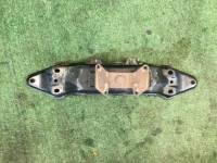 คานรองเกียร์ SUBARU LEGACY OEM 41011AE000, 41022AE120 BHE BH9 BH5 BE5 BE9 BEE 2002 EZ30