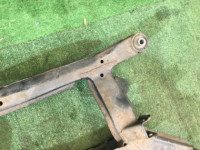Travesaño trasero SUBARU LEGACY OEM 20152AE001 BHE BH9 BH5 BE5 BE9 BEE 2002 EZ30