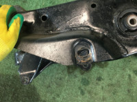 Travesaño trasero SUBARU LEGACY OEM 20152AE001 BHE BH9 BH5 BE5 BE9 BEE 2002 EZ30