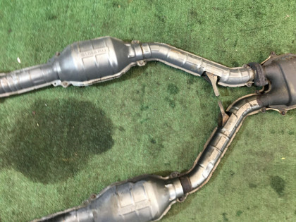 エキゾーストマニホールド SUBARU LEGACY OEM 44101AE040, 44101AE050 BHE BEE 2002 EZ30