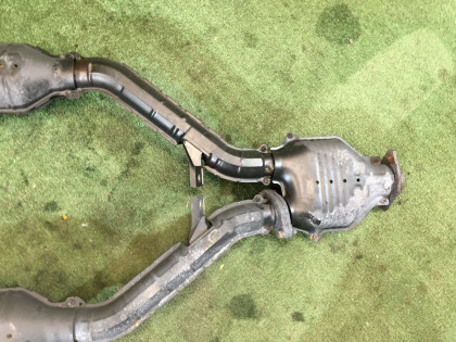エキゾーストマニホールド SUBARU LEGACY OEM 44101AE040, 44101AE050 BHE BEE 2002 EZ30