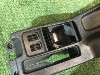 Porta-copos SUBARU LEGACY OEM 66150AE020ML, 92132AE000ML BHE BH9 BH5 BE5 BE9 BEE 2002 White 51E, 96H