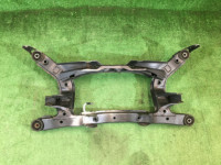 Travesaño trasero SUBARU LANCASTER OEM 20152AE001 BHE BH9 BH5 BE5 BE9 BEE 2002 EZ30 AT