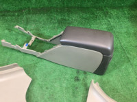 Glovebox and armrest SUBARU LANCASTER OEM 92111AE010AD BHE BH9 BH5 2002 Silver 1U2