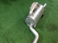 หม้อพักท้าย SUBARU LANCASTER OEM 44300AE200 BHE 2002 EZ30 AT