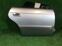 Puerta trasera derecha SUBARU LANCASTER OEM 60400AE420 BHE BH9 2002 Silver 1U2