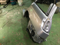 Aleta trasera izquierda SUBARU LANCASTER OEM 51410AE170 BHE BH9 2002 Silver 1U2
