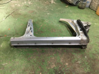 Painel inferior lateral direito SUBARU LANCASTER OEM 51415AE021 BHE BH9 BH5 2002 Silver 1U2