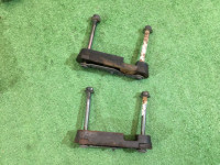 สเปเซอร์หน้า 20511AE000, 20510AE030 SUBARU LANCASTER
