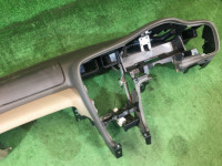 Dashboard SUBARU LANCASTER OEM 66045AE000DG BHE BH9 2002 Silver 1U2