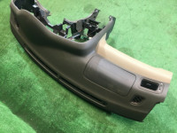Dashboard SUBARU LANCASTER OEM 66045AE000DG BHE BH9 2002 Silver 1U2