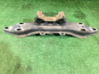 คานรองเกียร์ 41011AE010, 41022AC150 SUBARU LANCASTER