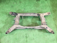 Travesaño trasero SUBARU LANCASTER OEM 20152AE000 BHE BH9 BH5 BE5 BE9 BEE 2000 EJ254 AT