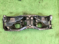 Travesaño delantero 20101AE021 SUBARU LANCASTER