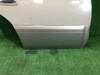 Дверь задняя правая SUBARU LANCASTER OEM 60400AE420 BHE BH9 2000 8L5