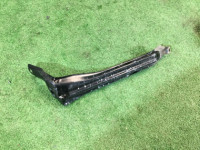 Soporte derecho del parachoques delantero SUBARU LANCASTER OEM 57707AE230 BHE BH9 2000 8L5