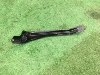 Soporte derecho del parachoques delantero SUBARU LANCASTER OEM 57707AE230 BHE BH9 2000 8L5