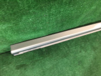Faldón derecho SUBARU LANCASTER OEM 91111AE080MF BHE BH9 2000 8L5