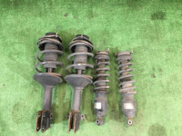 โช้คอัพ 20310AE150, 20310AE140, 20330AE100, 20365AE021 SUBARU LANCASTER