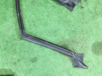 Borracha da porta direita SUBARU LANCASTER OEM 63521AE020 BHE BH9 BH5 2000 8L5