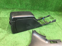 Porta-luvas e apoio de braço SUBARU LEGACY OEM 92111AE010ML BHE BH9 BH5 BE5 BE9 BEE 2001 01G
