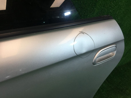 Porta traseira esquerda SUBARU LEGACY OEM 60400AE410 BE9 BE5 BEE 2001 01G